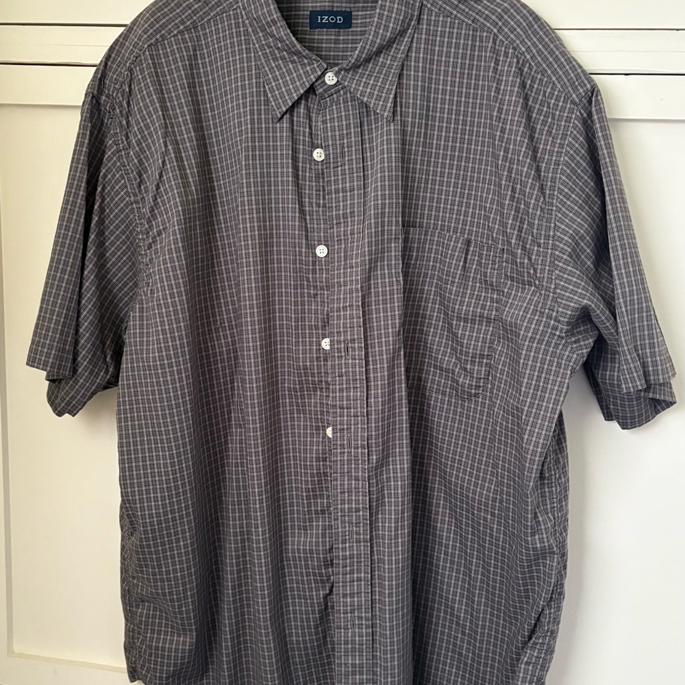 Izod Men's Charcoal Plaid Button Down Shirt